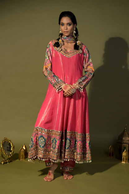 Rajwada Riwaaz: Embrace Royalty with Pink Anarkali Suit