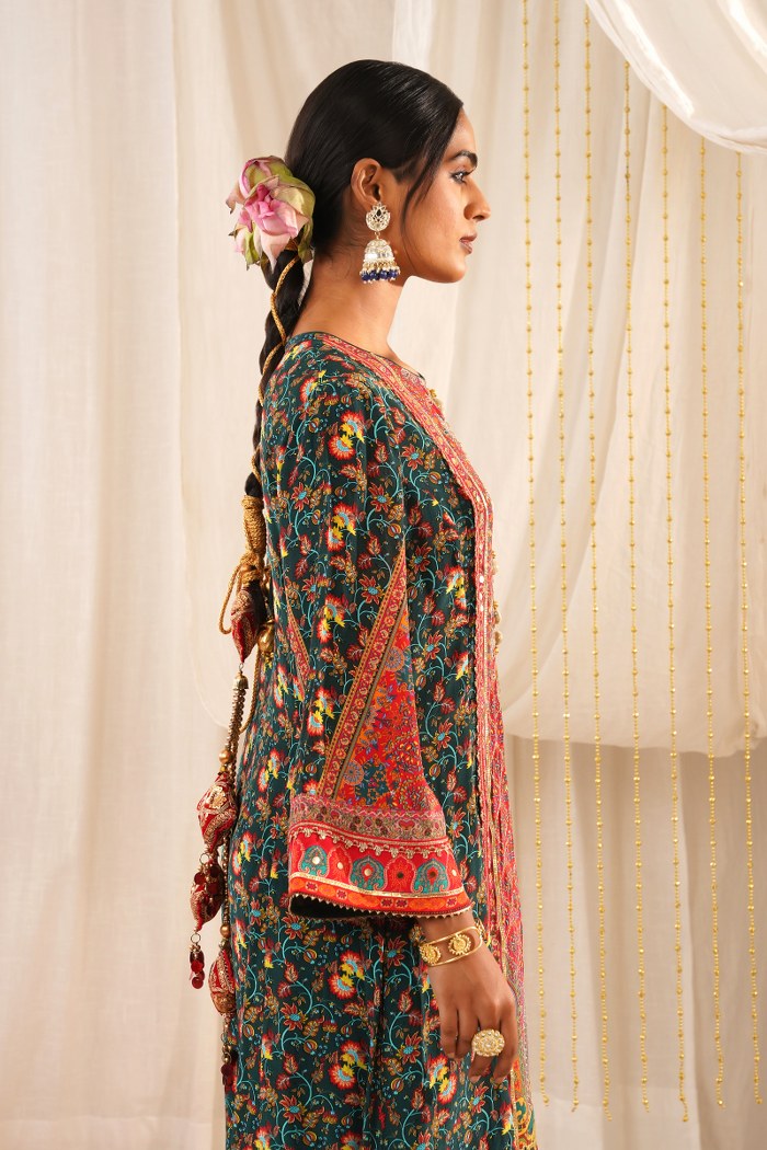 Riwayat Classic Choga Suit Set - Mughal Inspired Design