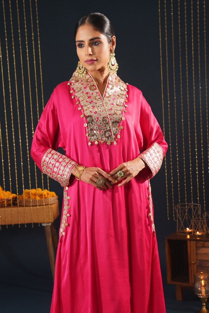 Festive Crepe Pink Choga Suit - A Blend of Comfort and Glamour