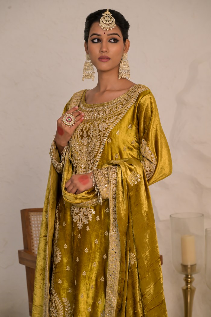 Elegant Mustard Velvet Suit with Embroidered Dupatta – Noor Winter Collection