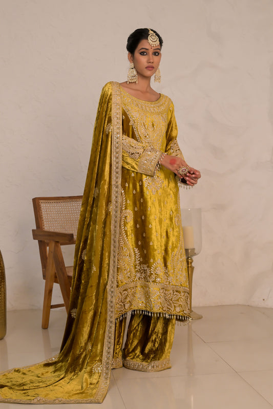 Elegant Mustard Velvet Suit with Embroidered Dupatta – Noor Winter Collection